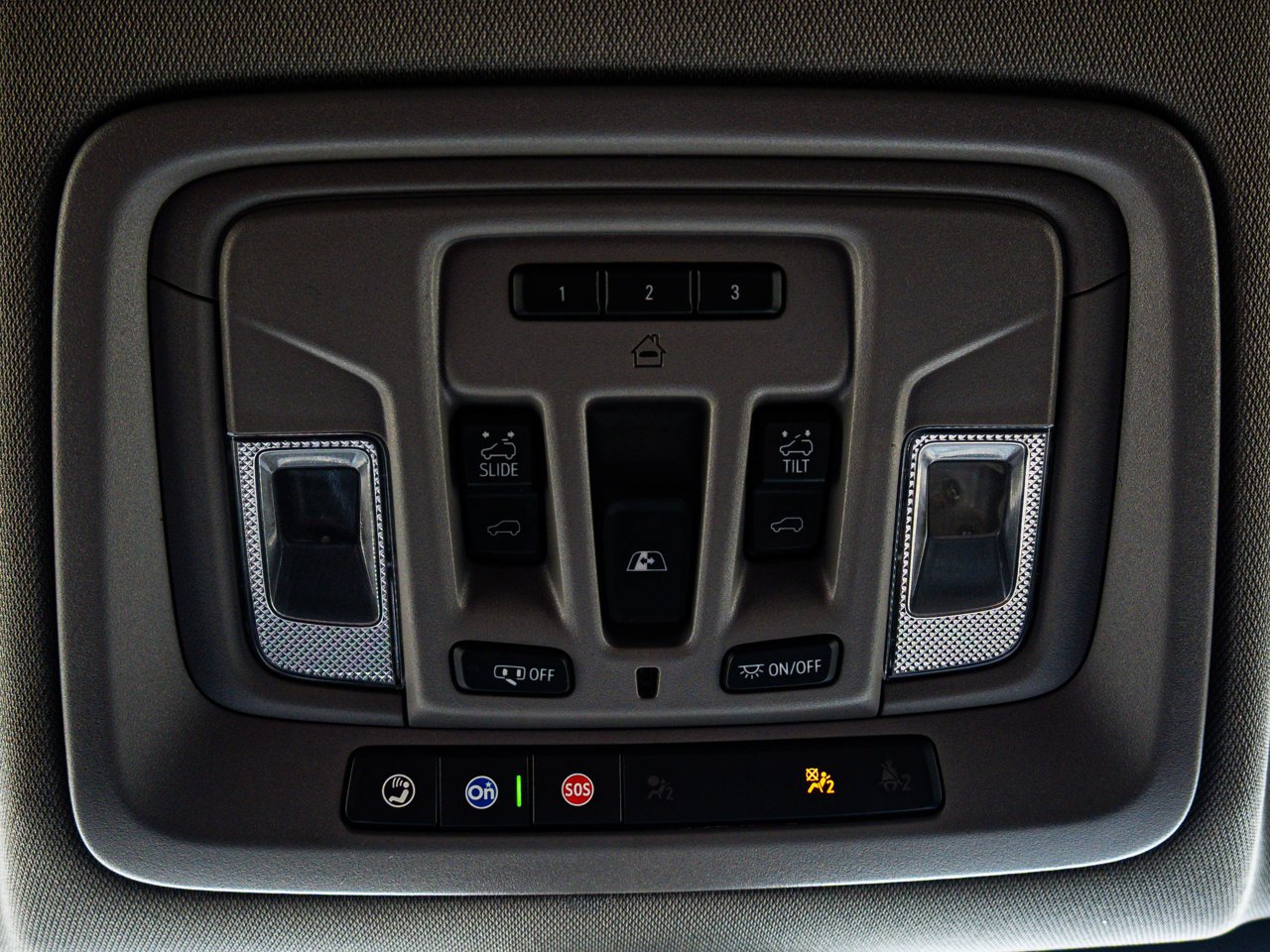 2021 GMC Sierra 2500HD 4WD Crew Cab 159 Denali Black Sherwood Park - photo #30
