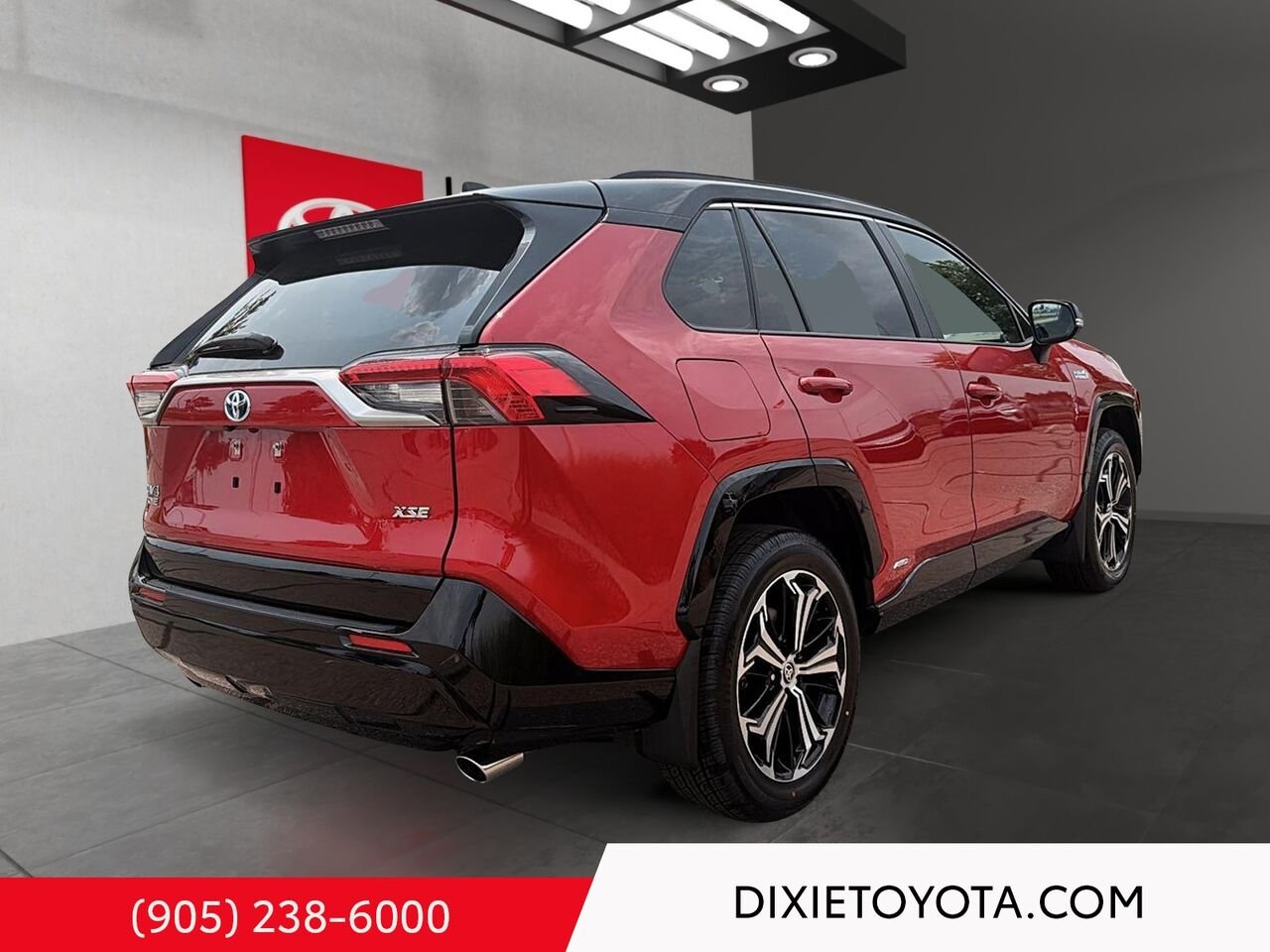 2024 Toyota RAV4 Prime PRIME XSE PLUG-IN HYBRID AWD / CLEAN CARFAX / HEATED SEATS / LEATHER SURFACE / MOONROOF / CARPLAY AND ANDROID AUTO Red Mississauga - photo #3