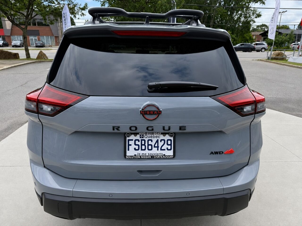 2026 NISSAN Rogue ROGUE ROCK CREEK Boulder Grey Pearl Châteauguay - photo #3