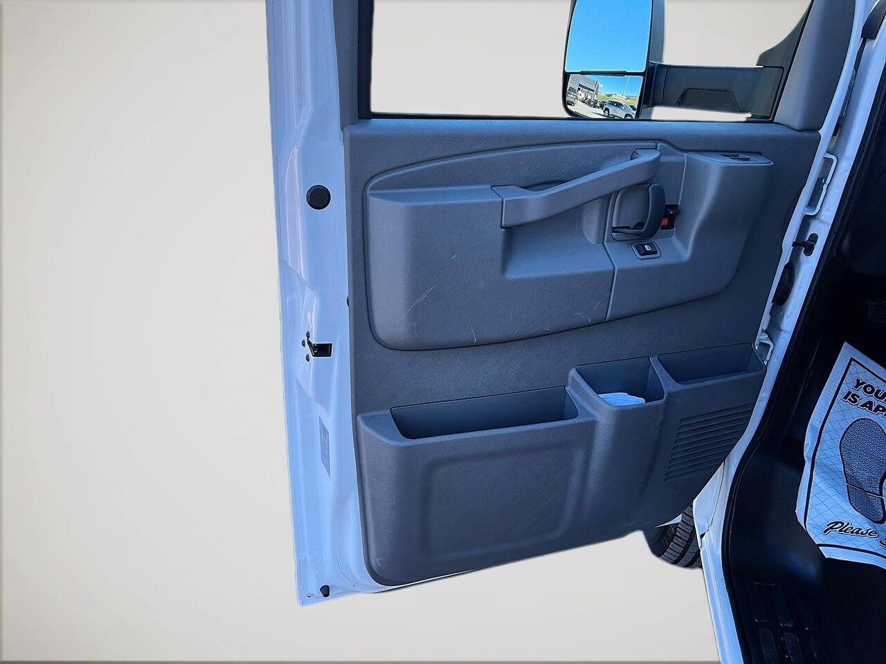 2025 Chevrolet Fourgonnette commerciale tronquée Express White Québec - photo #10