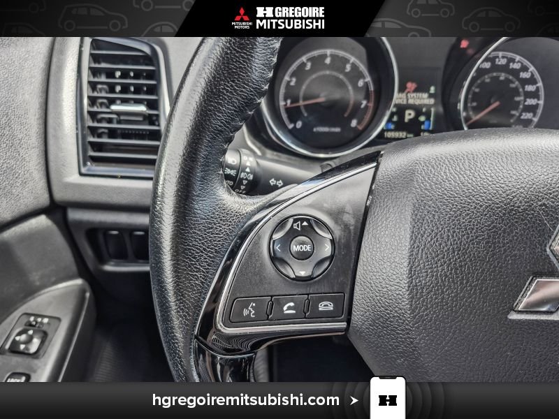 2022 Mitsubishi RVR Black Laval - photo #18