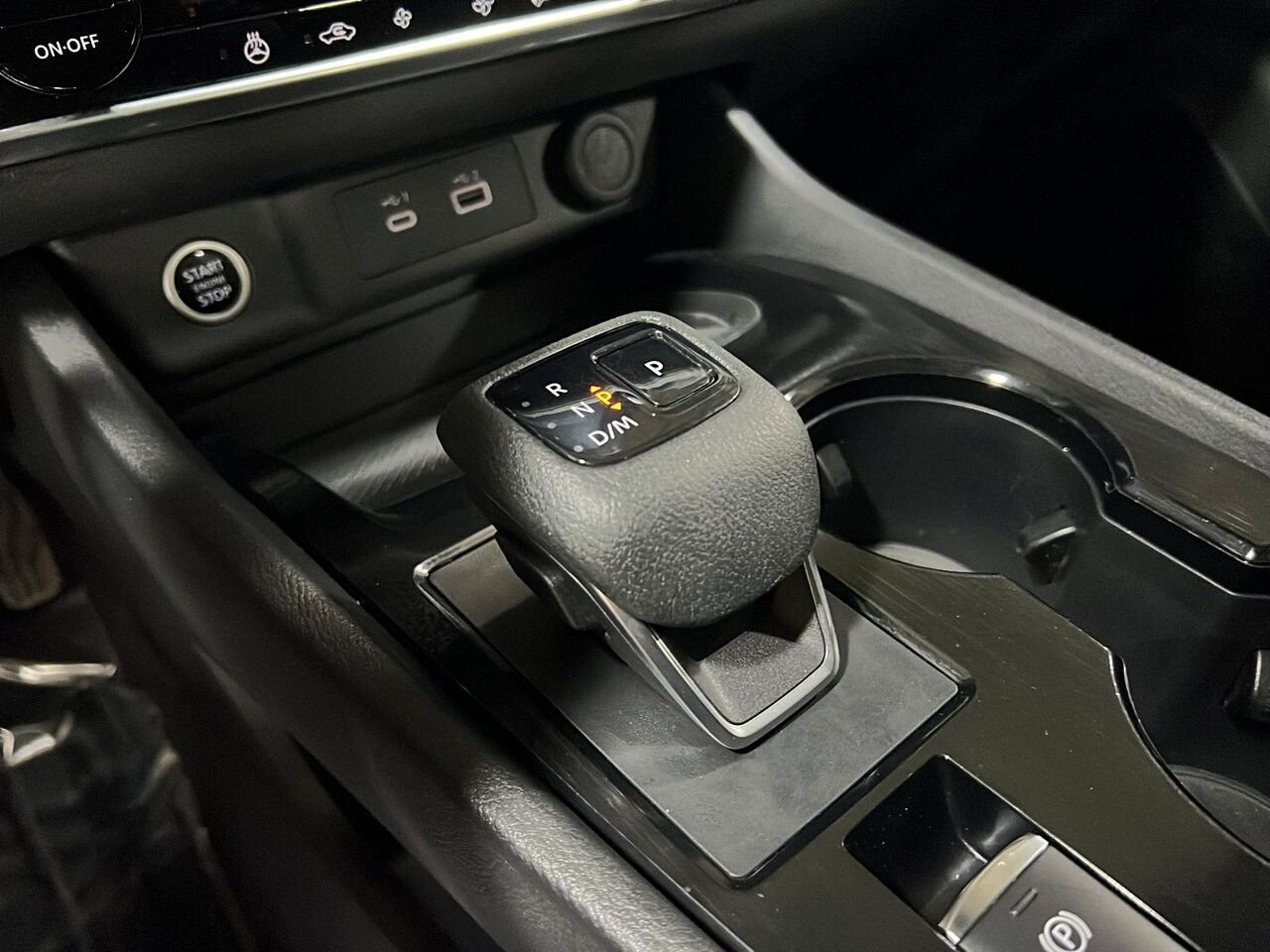 2023 Nissan Rogue SV TI Blue Québec - photo #14