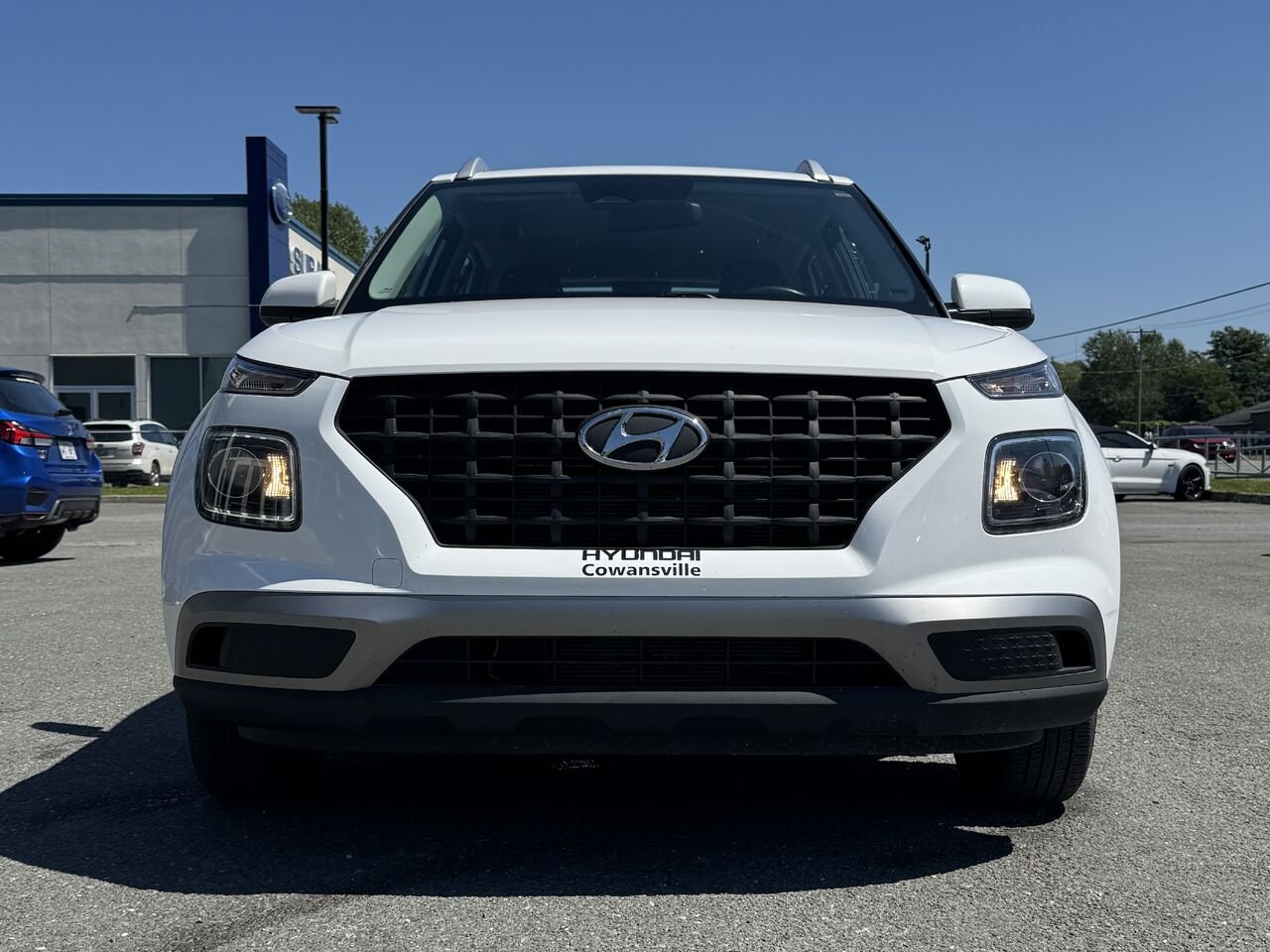 2024 Hyundai Venue Preferred White Granby - photo #9