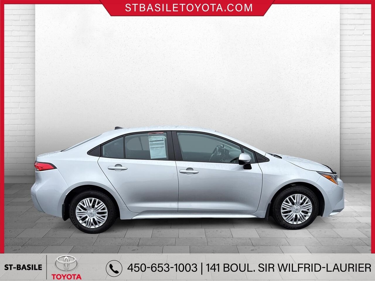 2023 Toyota COROLLA Classic Silver Metallic Saint-Basile-le-Grand - photo #2