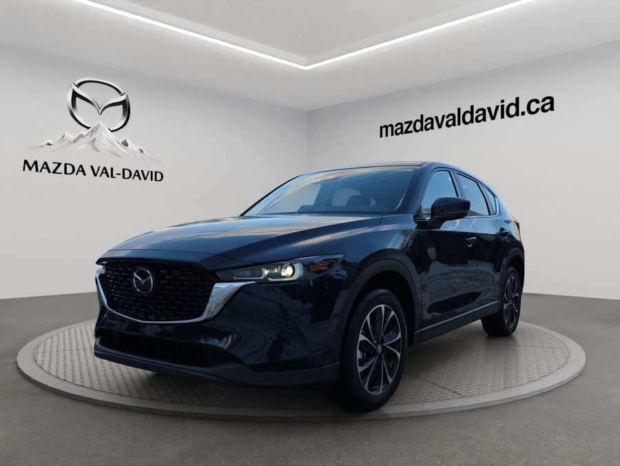2025 Mazda CX-5 Gs, awd, Toit ouvrant, volant et rétroviseurs chauffants, hayon électrique Deep Crystal Blue Mica