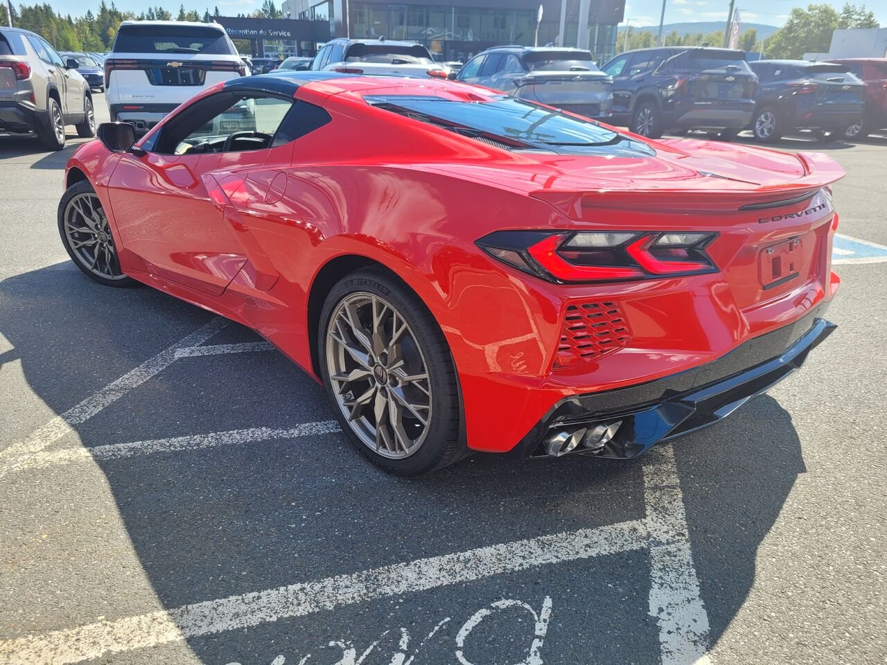 2026 Chevrolet Corvette Stingray coupé 2 portes avec 2LT TORCH RED Thetford Mines - photo #4