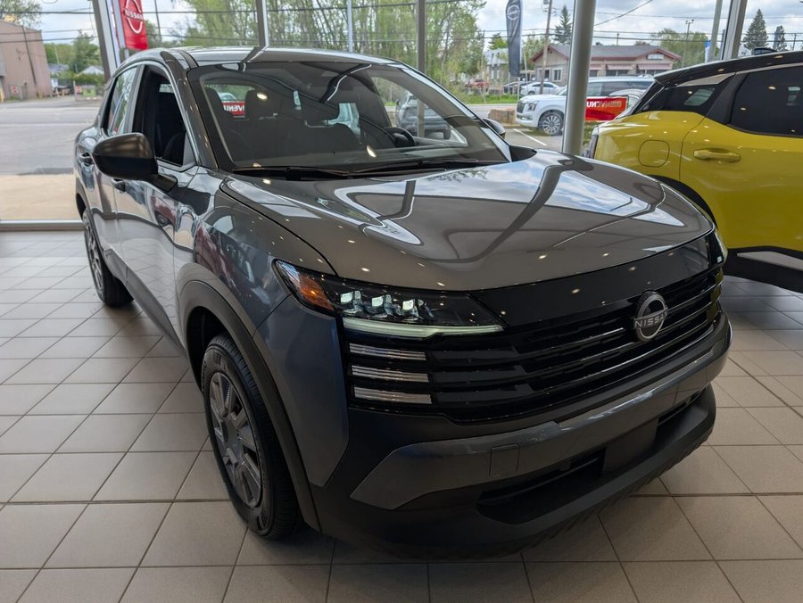 2026 NISSAN Kicks 2026 Gun Metal Metallic