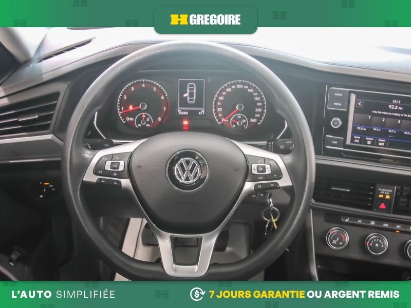 Volkswagen Jetta 2019 Blanc Laval - photo #23