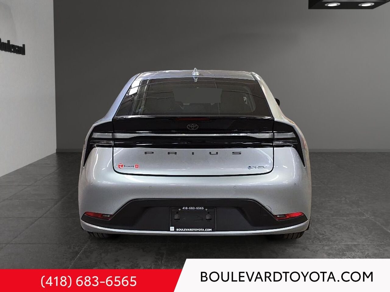 2025 Toyota Prius hybride branchable 531784-5 | SE Grey Québec - photo #5
