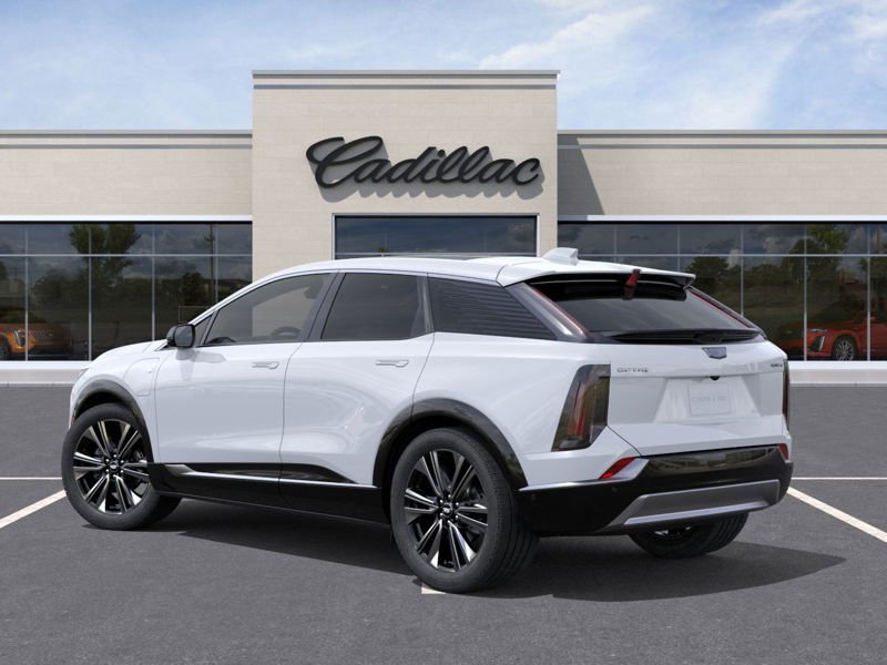CADILLAC OPTIQ Luxe haut de gamme 4 portes 2026 Blanc éclatant, triple couche