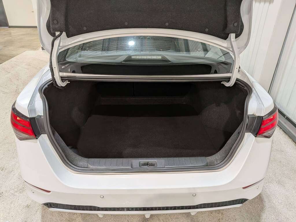 2024 Nissan Sentra S Plus CVT White Val-David - photo #6