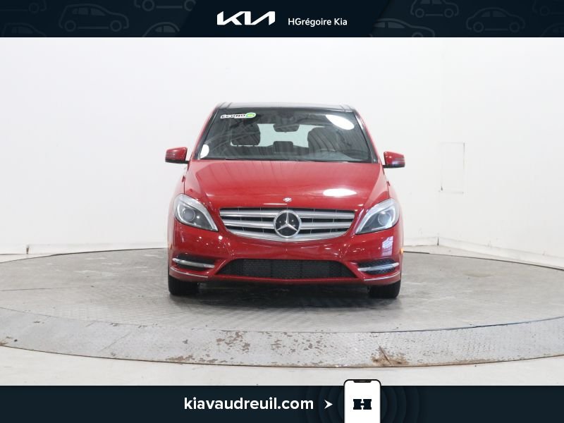 Mercedes Benz B250 2013 Rouge Laval - photo #1