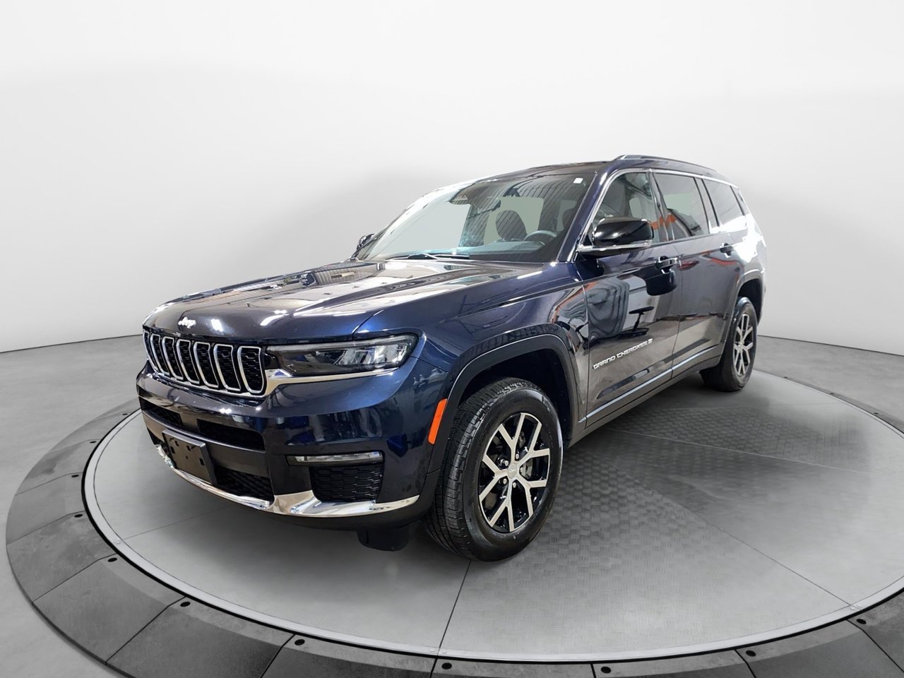 2024 Jeep Grand Cherokee L VIN 1C4RJKBGXR8559905 Black Baie-Comeau - photo #0
