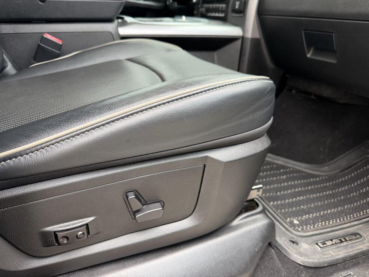 2018 Ram 1500 *DIESEL* LIMITED CREW CAB White Laval - photo #23