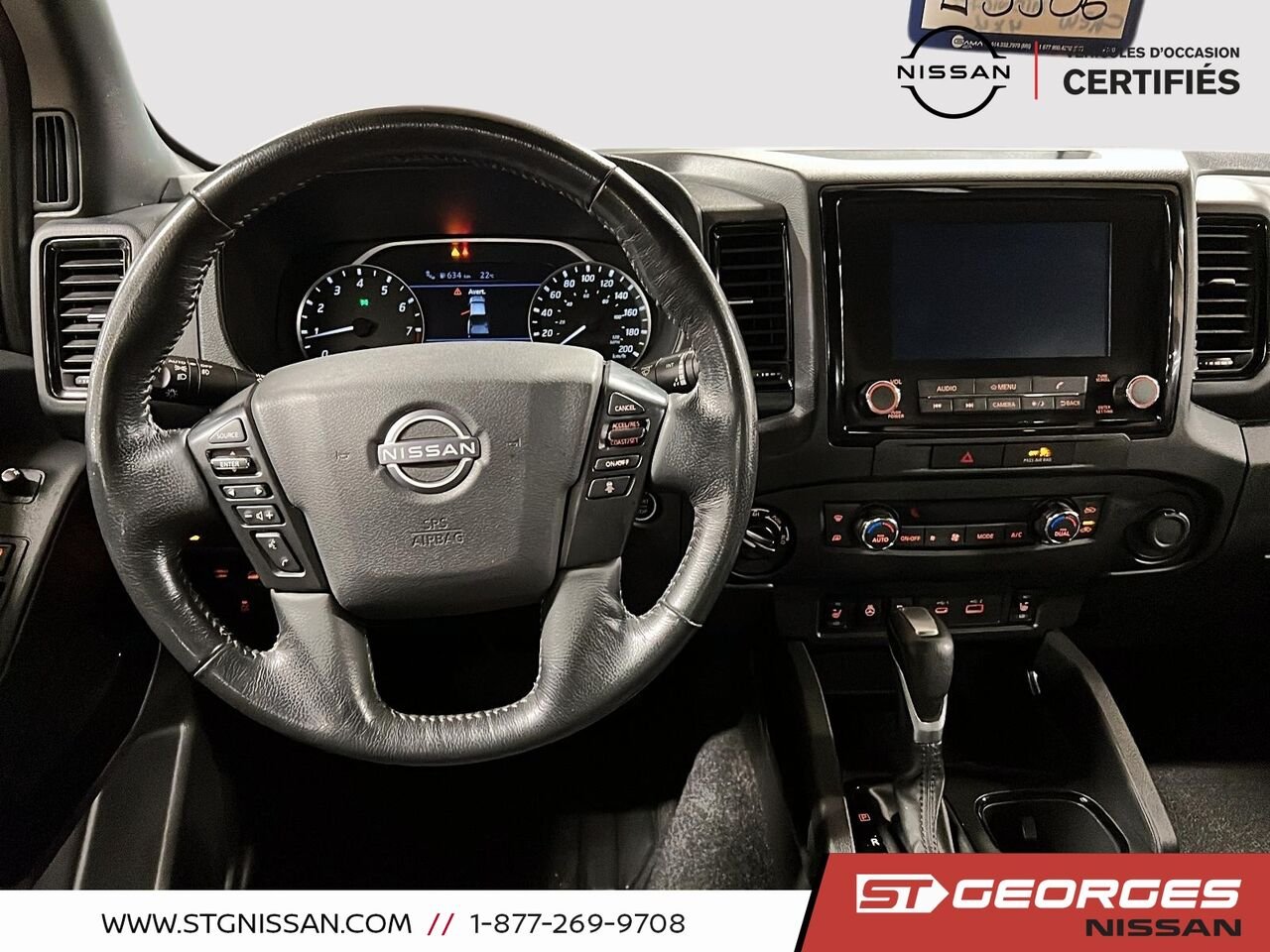 Nissan Frontier 2023 Gris Saint-Georges - photo #13