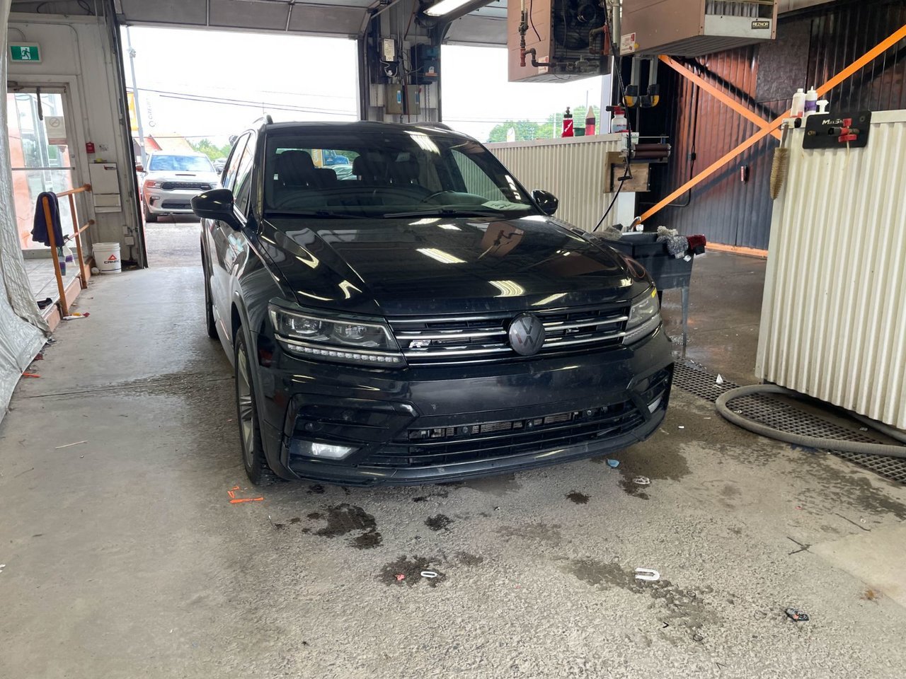 Volkswagen Tiguan HIGHLINE 4MOTION *TOIT* NAV CUIR SIÈGES CHAUFF 2018 Noir Saint-Jérôme - photo #11