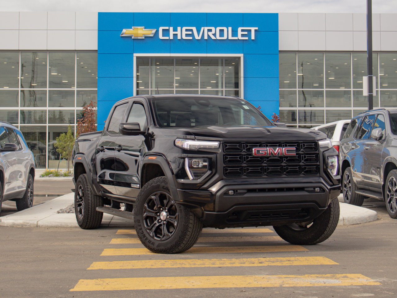 2024 GMC Canyon 4WD Crew Cab Elevation Black Sherwood Park - photo #1