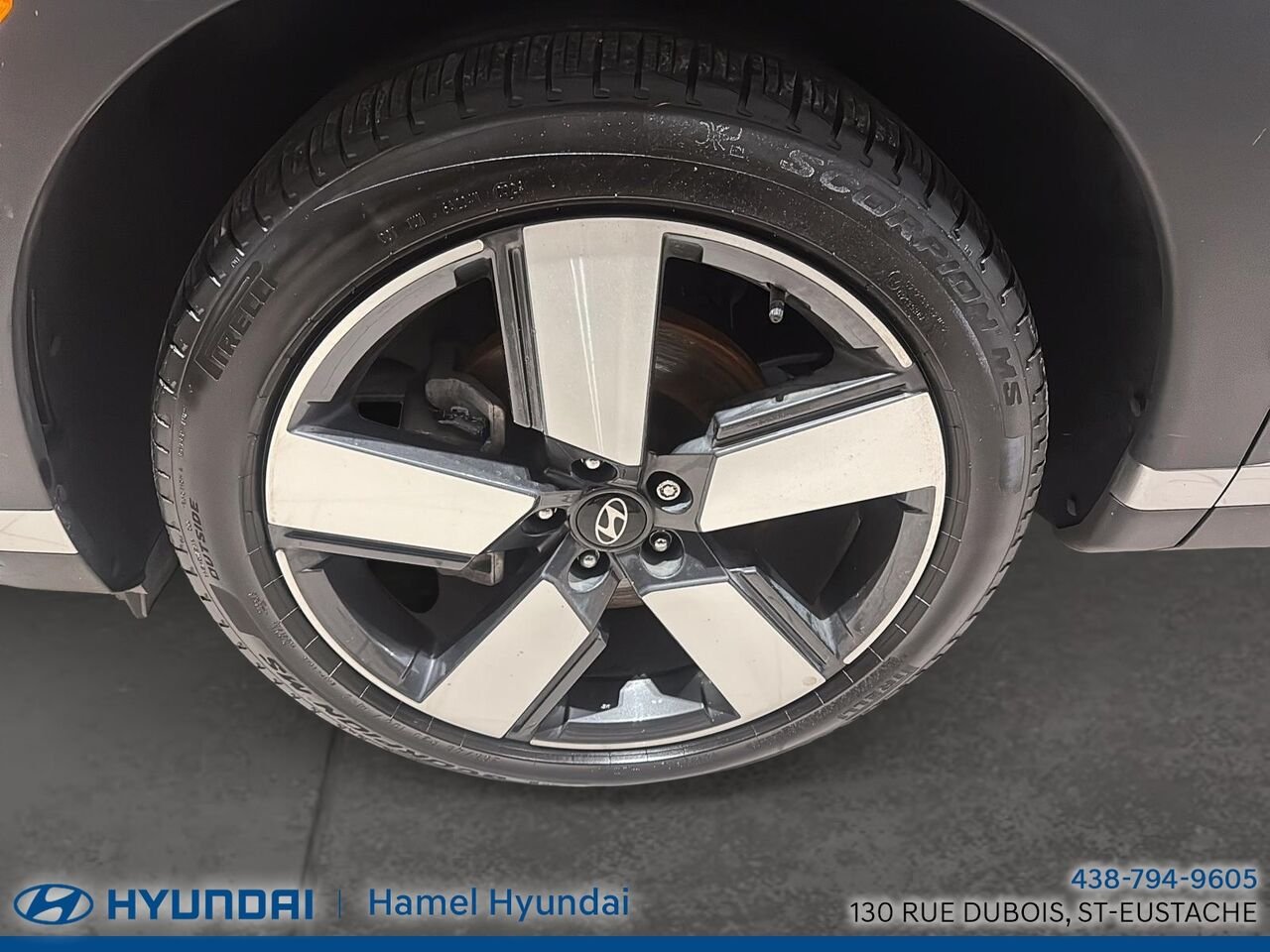 2024 Hyundai Santa Fe Black Saint-Eustache - photo #5