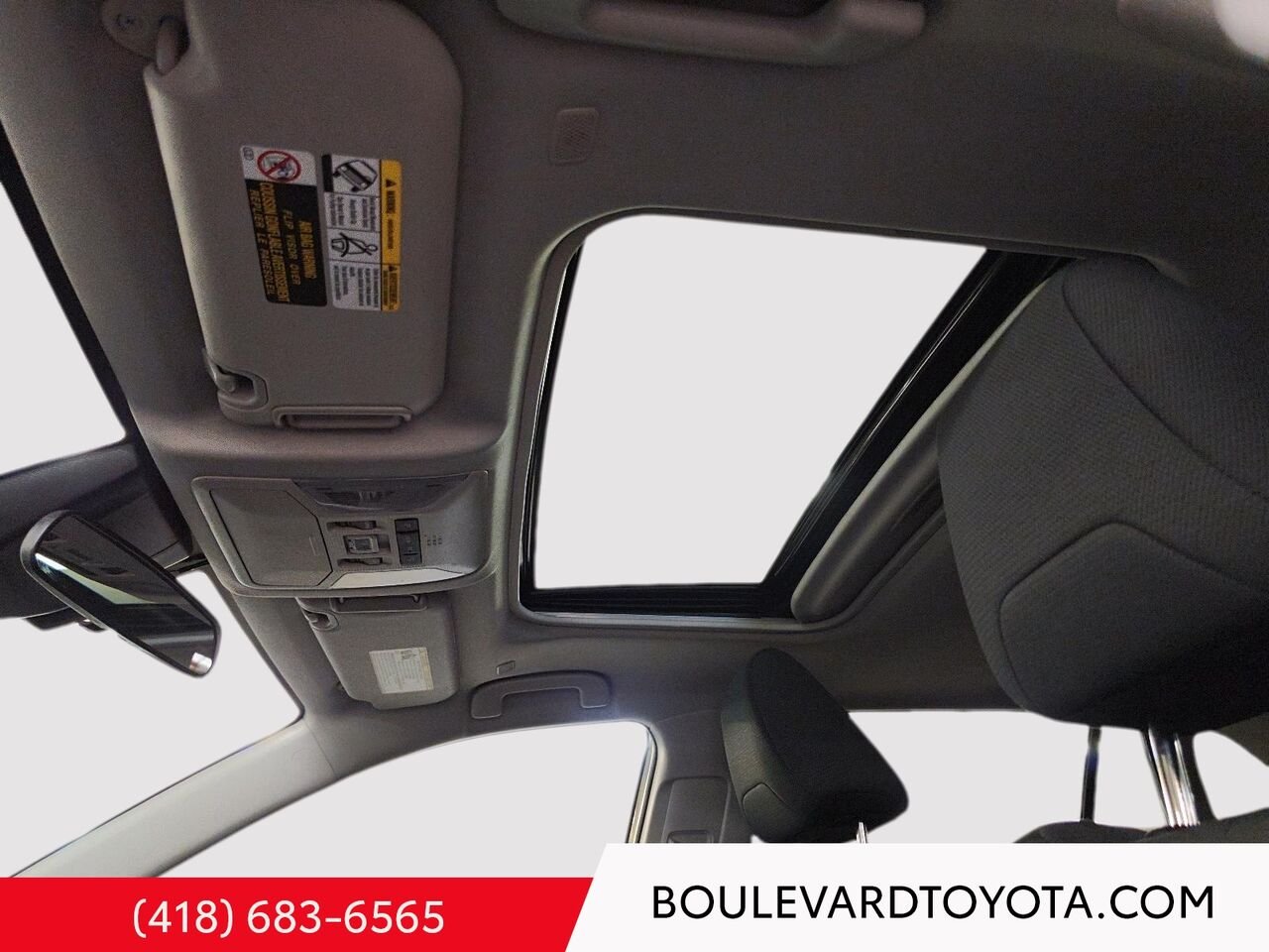 Toyota RAV4 99855A-135 | XLE, AWD 2025 Gris Québec - photo #10