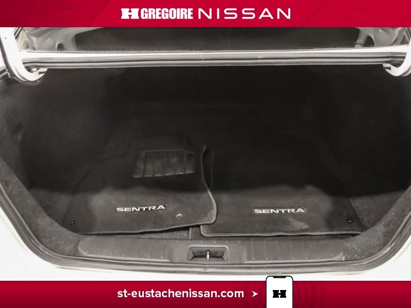Nissan Sentra 2022 Blanc Laval - photo #27
