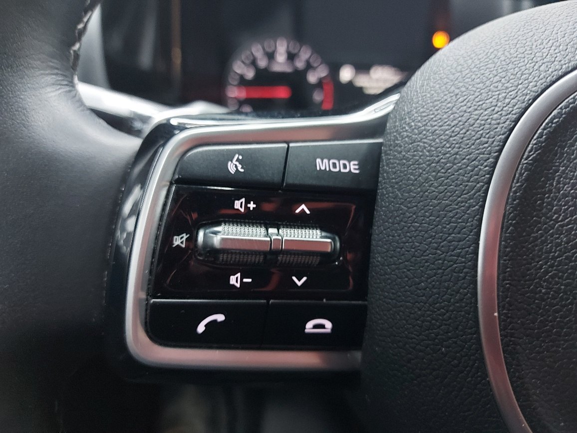 2022 Kia Sorento White Blainville - photo #22