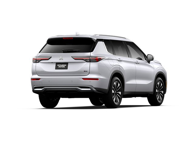 2026 Mitsubishi Outlander LE White Diamond
