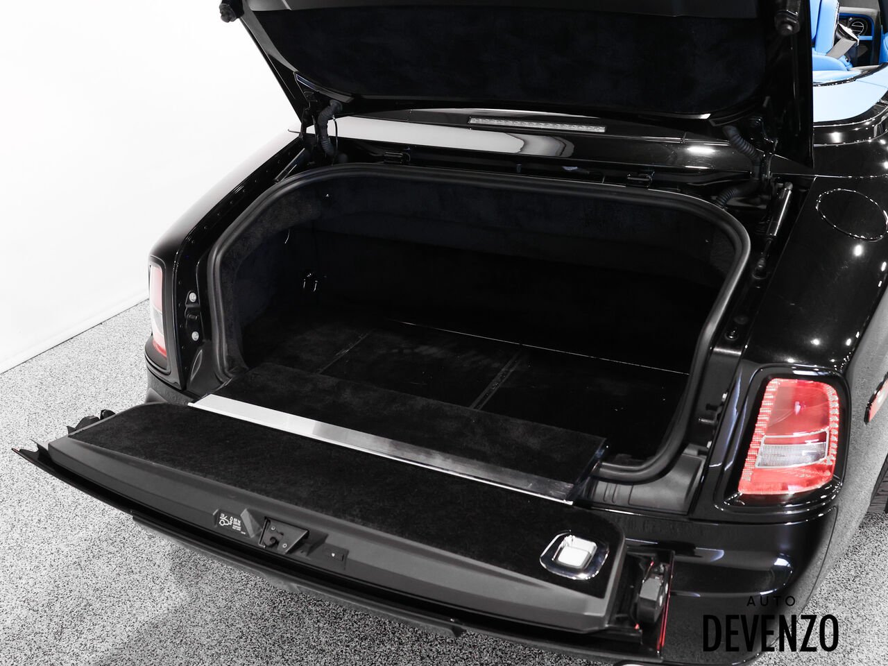 2014 Rolls-Royce Phantom Coupe Black Saint-Eustache - photo #24
