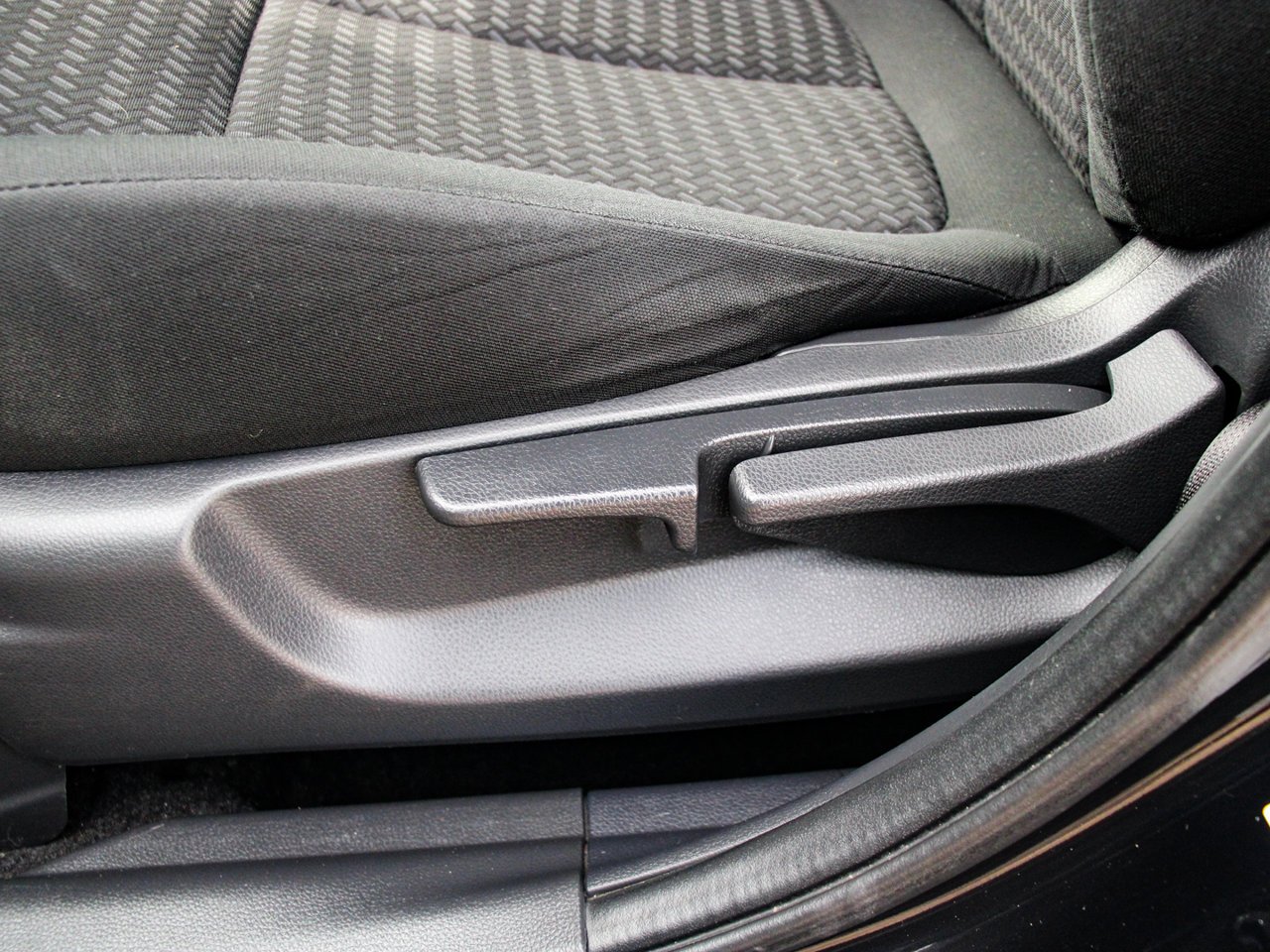 2022 Mitsubishi Eclipse Cross ES S-AWC Black Sherwood Park - photo #14