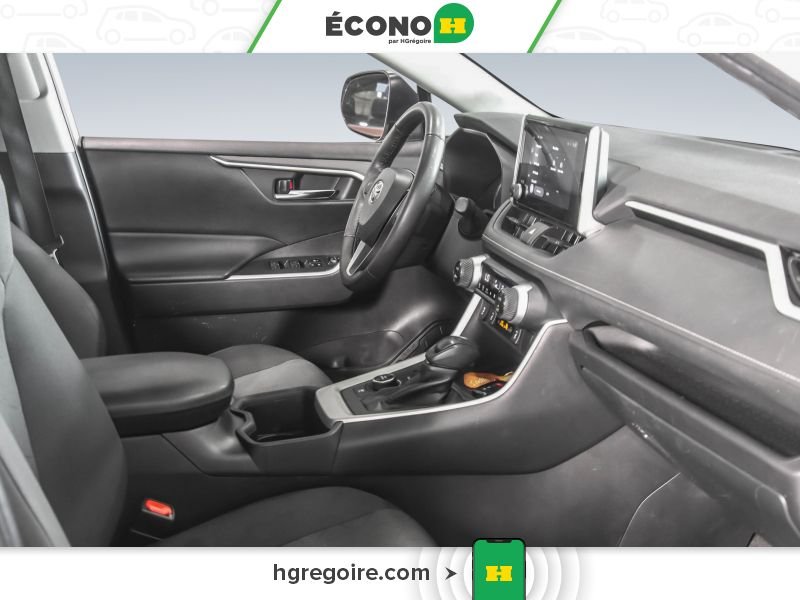 Toyota Rav 4 821073 | HYBRID XLE AWD TOIT MAGS CAM RECULE 2024 Blanc Laval - photo #27