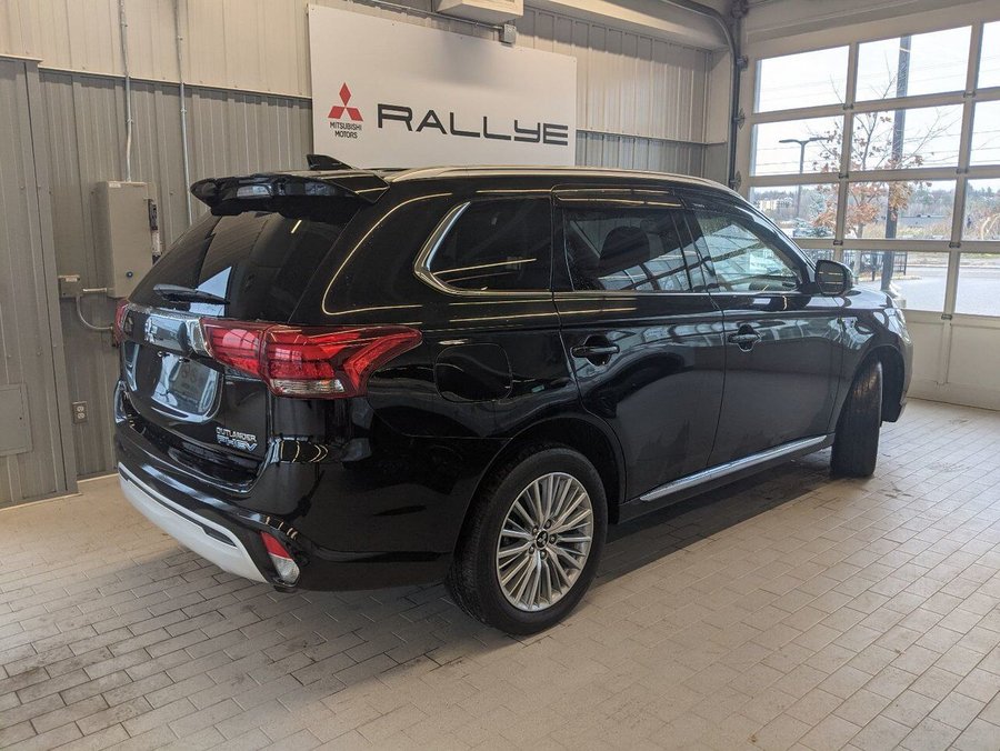 2019 Mitsubishi Outlander Plug-In Hybrid Le Awd Black
