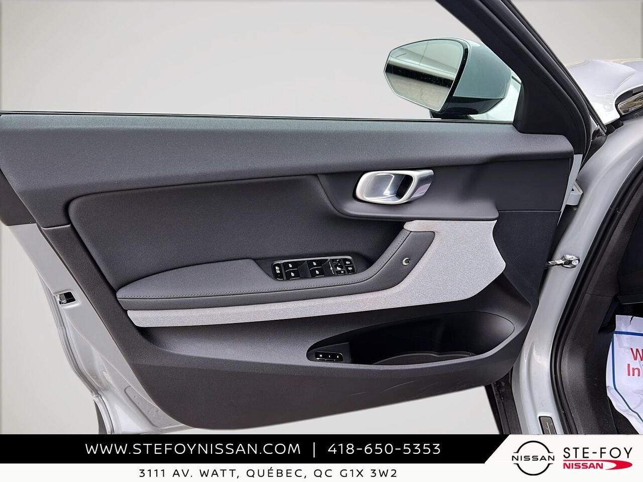 Polestar 2 LONG RANGE 2025 Gris Ste-Foy - photo #10