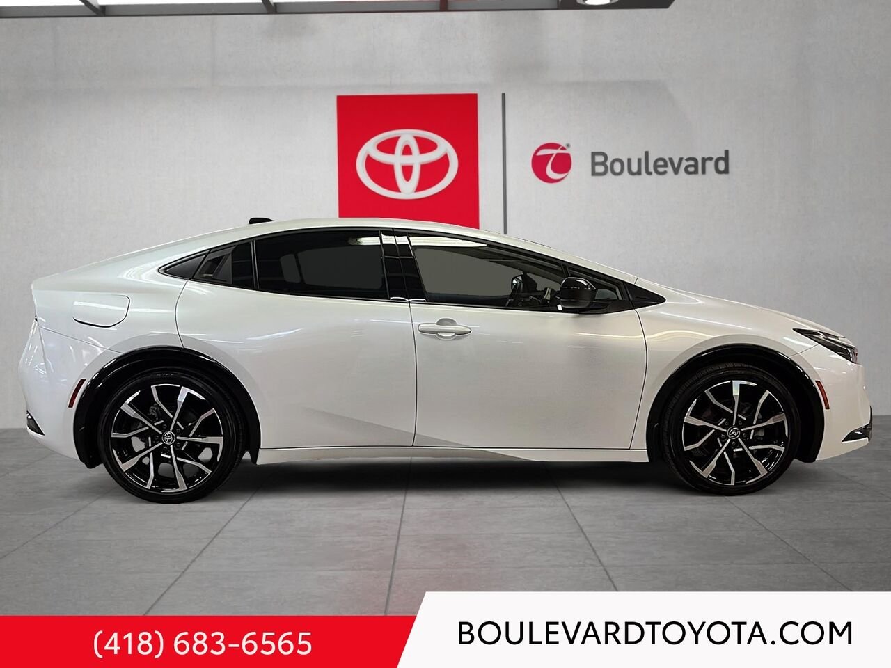 2025 Toyota Prius hybride branchable 99682A-100 | XSE White Québec - photo #2