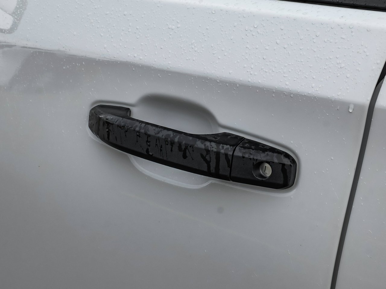2025 Chevrolet Silverado 1500 4WD Crew Cab 147 Custom White Sherwood Park - photo #11
