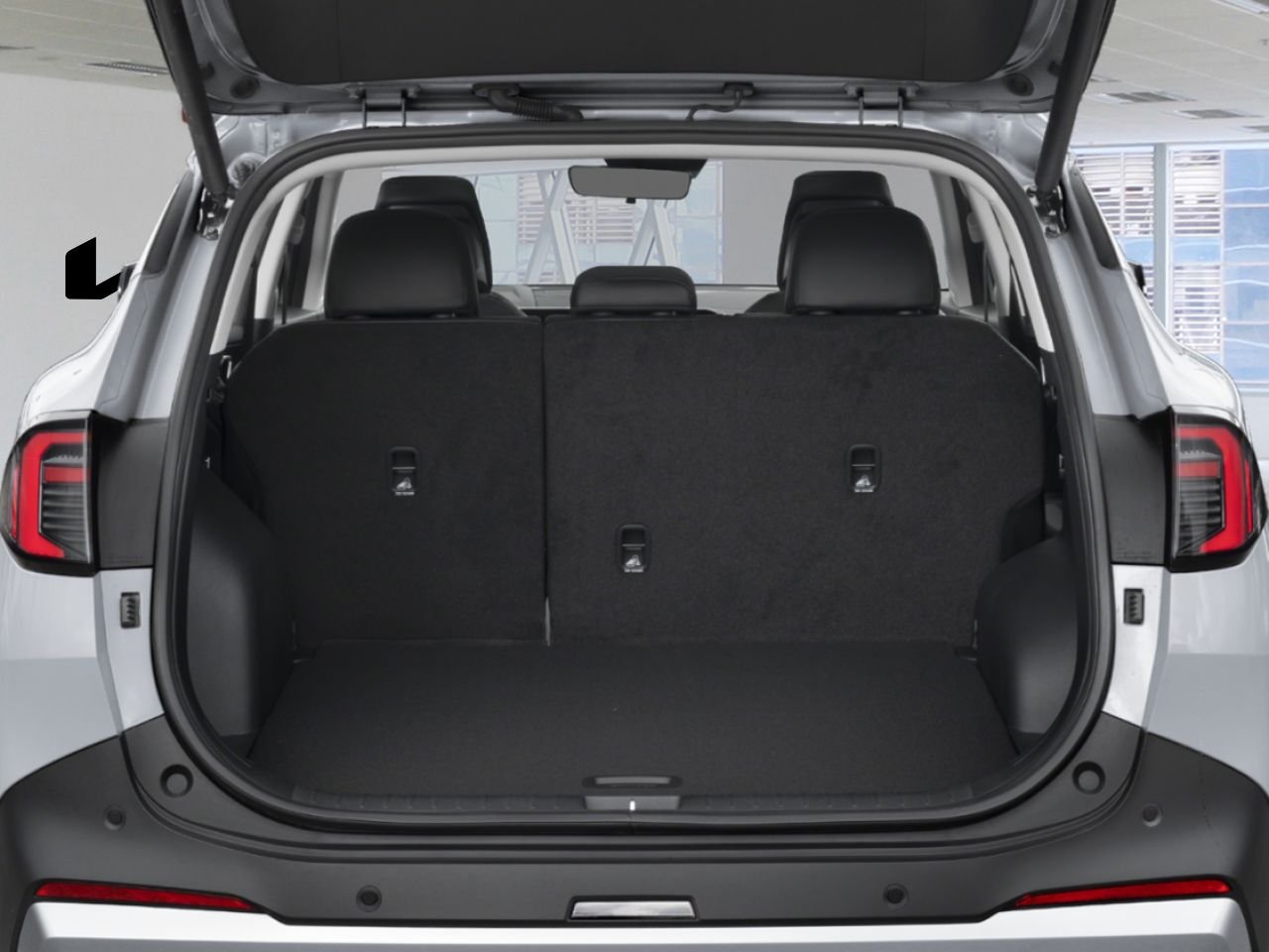 2026 Kia Sportage Snow White Pearl Nantes - photo #3