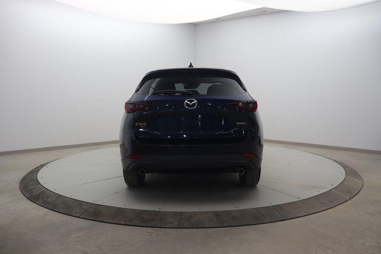 Mazda CX-5 NIV JM3KFBCM6P0112353 2023 Bleu Baie-Comeau - photo #4