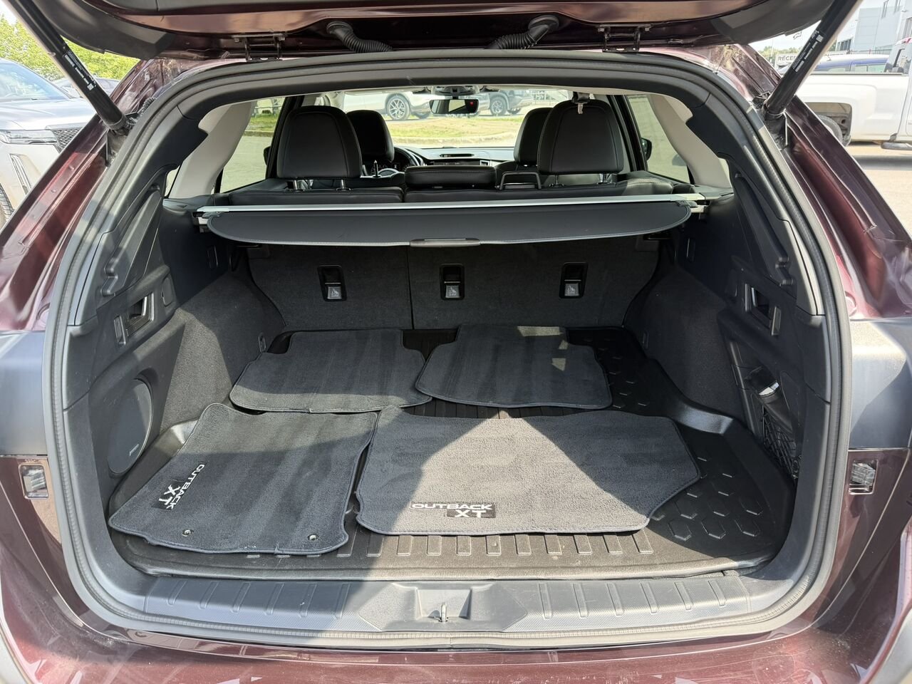 Subaru Outback Limited XT CVT 2023 Rouge Laval - photo #12