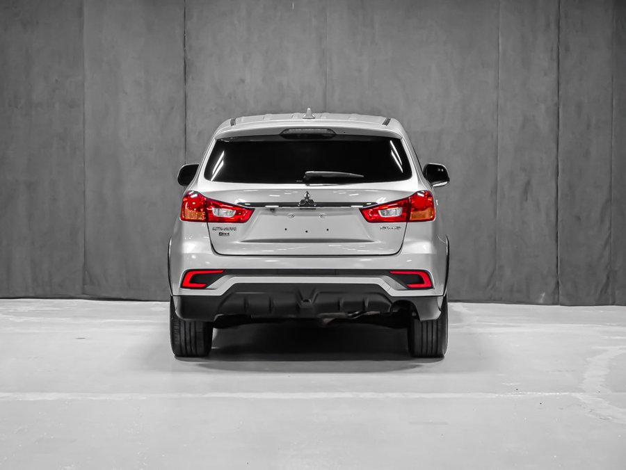 Mitsubishi RVR SE 4WD APPLE CARPLAY CAMERA DE RECUL 2019 Argent