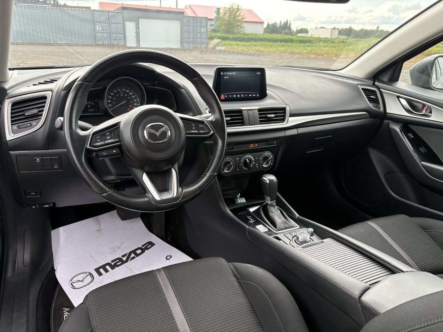 2018 MAZDA 3 GS 2018