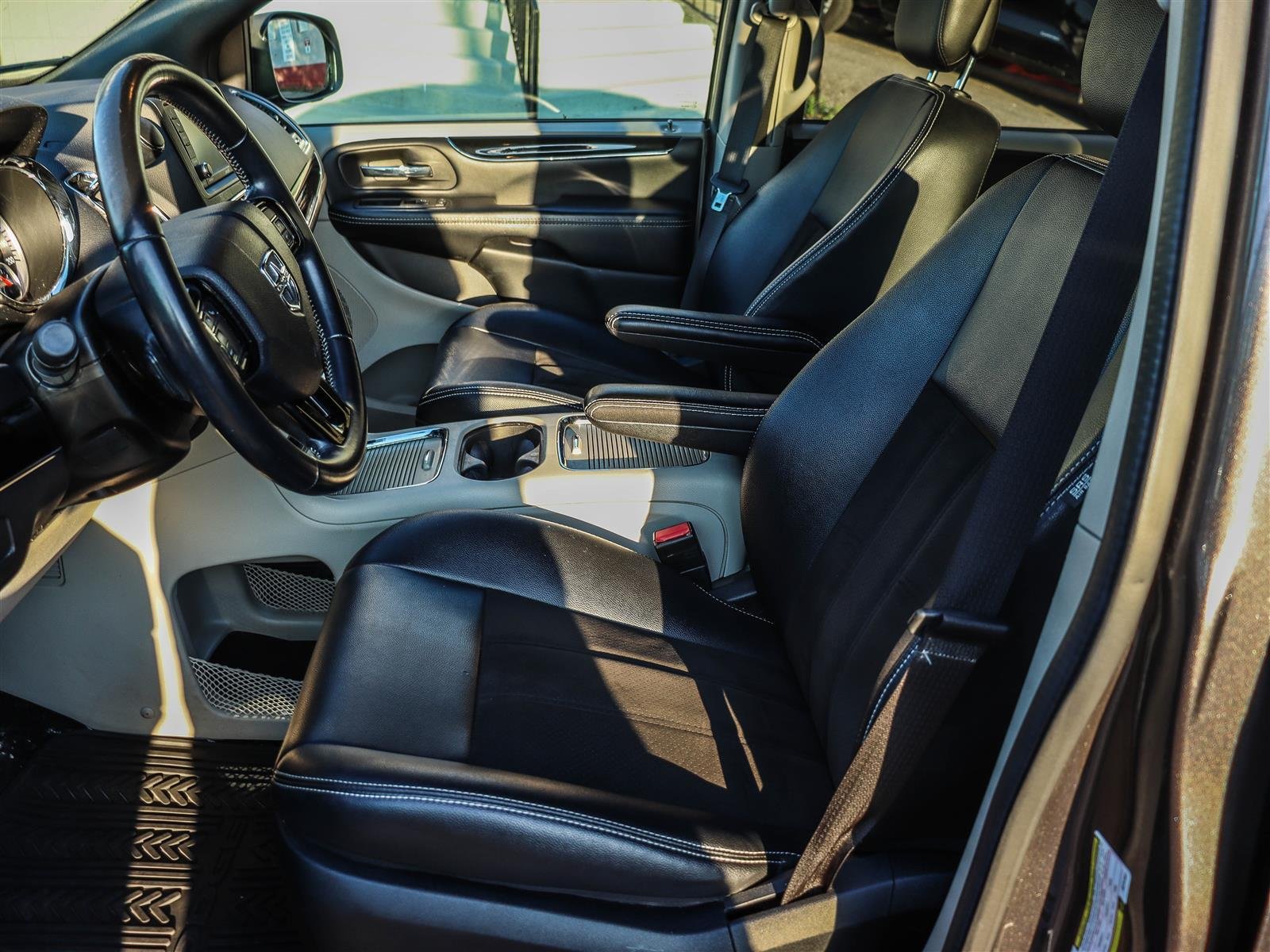 Dodge Grand Caravan CVP/SXT 2019 Grey Ottawa & Gatineau - photo #6