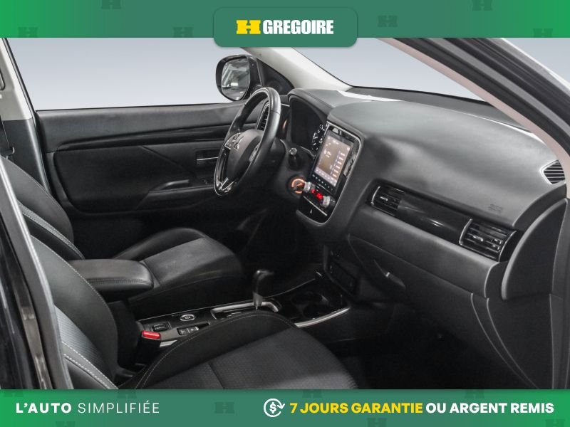 2020 Mitsubishi Outlander Black Saint-Eustache - photo #30