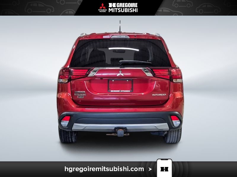 2016 Mitsubishi Outlander Red Blainville - photo #7