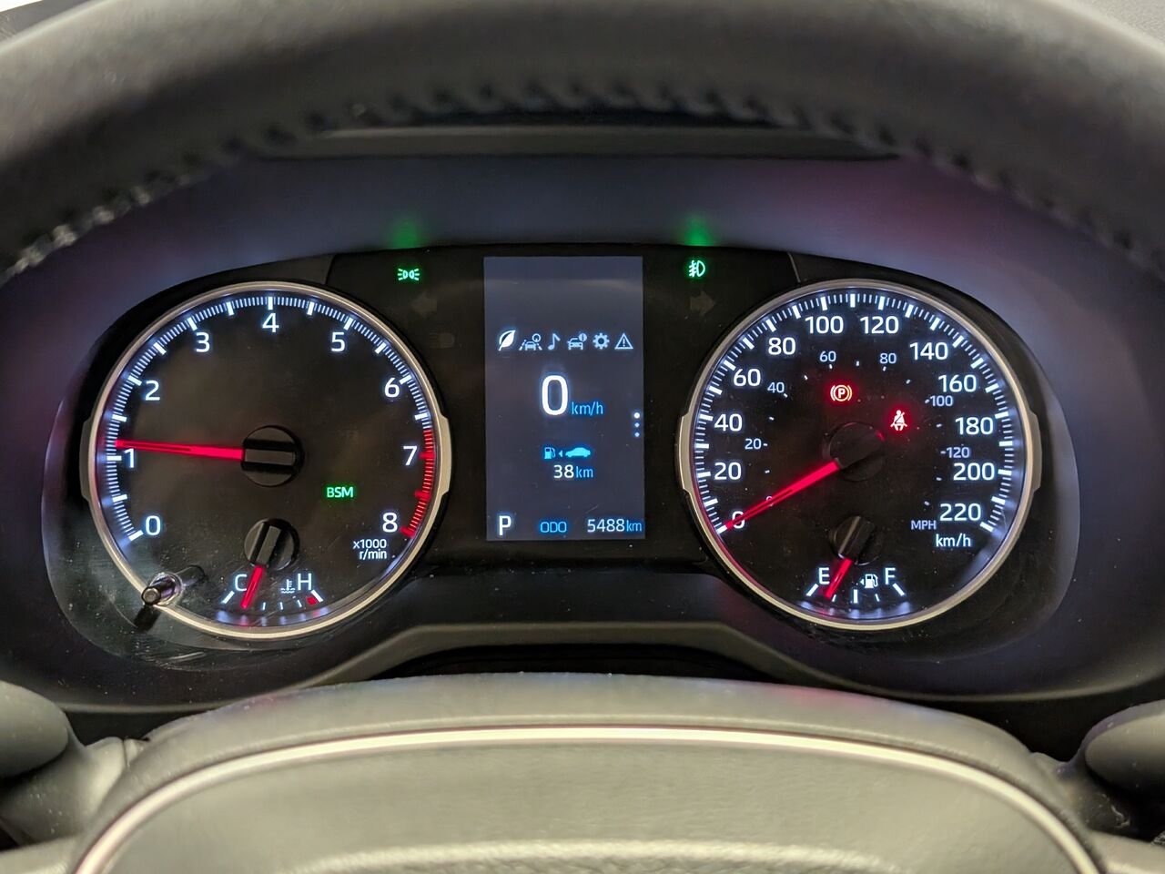 TOYOTA RAV4 AWD XLE 5486 km SEULEMENT Toit Ouvrant à voir!! 2022 Blanc Sherbrooke - photo #22