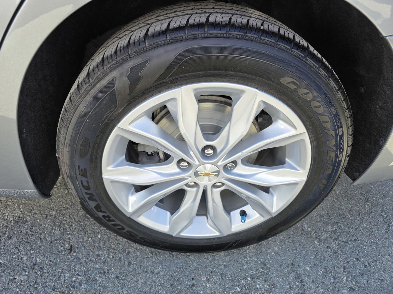 2024 Chevrolet Malibu 1LT Grey Rouyn-Noranda - photo #43