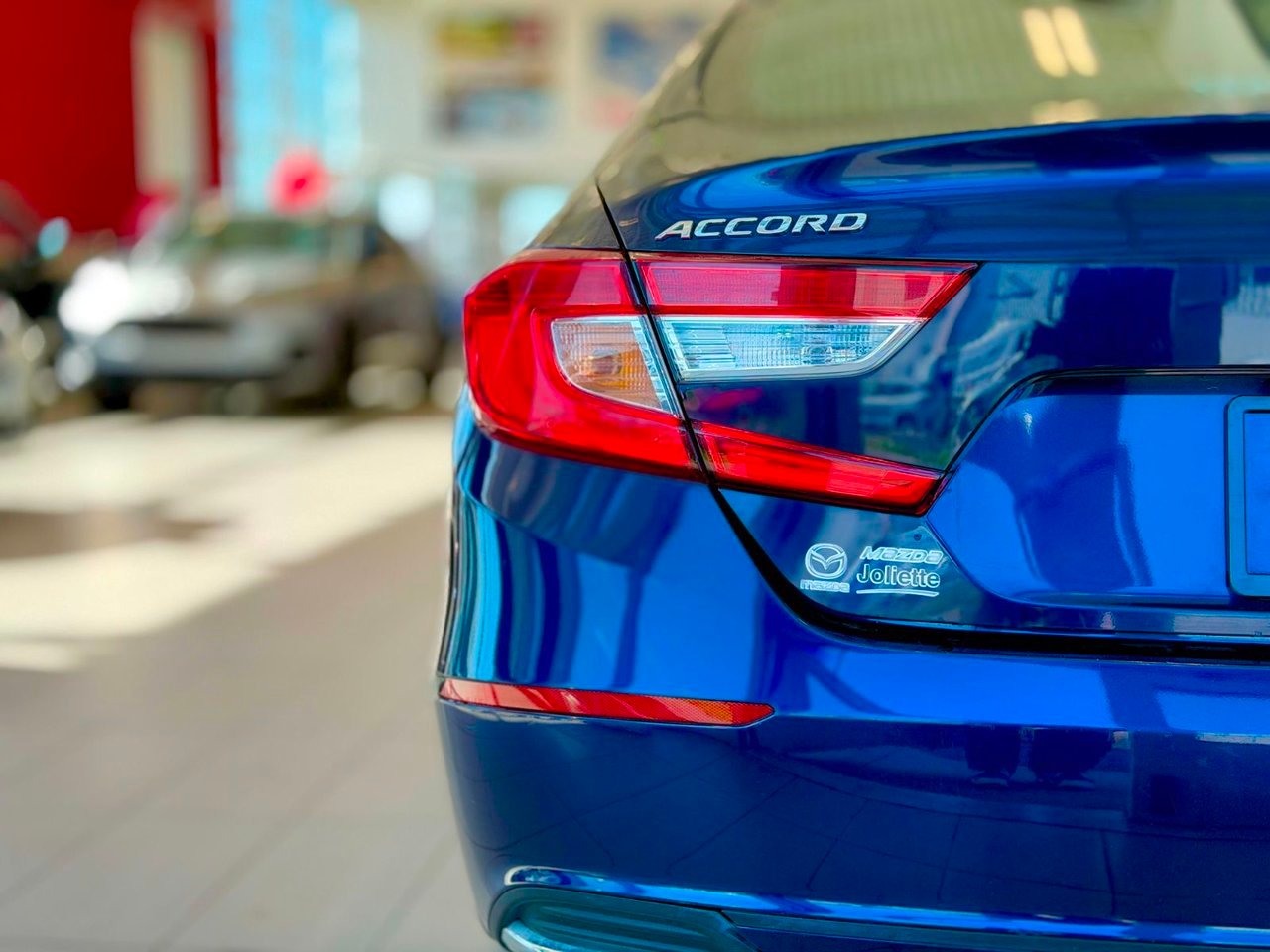 Honda Accord Sedan 2018 Bleu Notre-Dame-des-Prairies - photo #13
