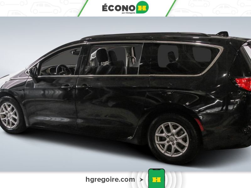 Chrysler Pacifica 2017 Noir Blainville - photo #4
