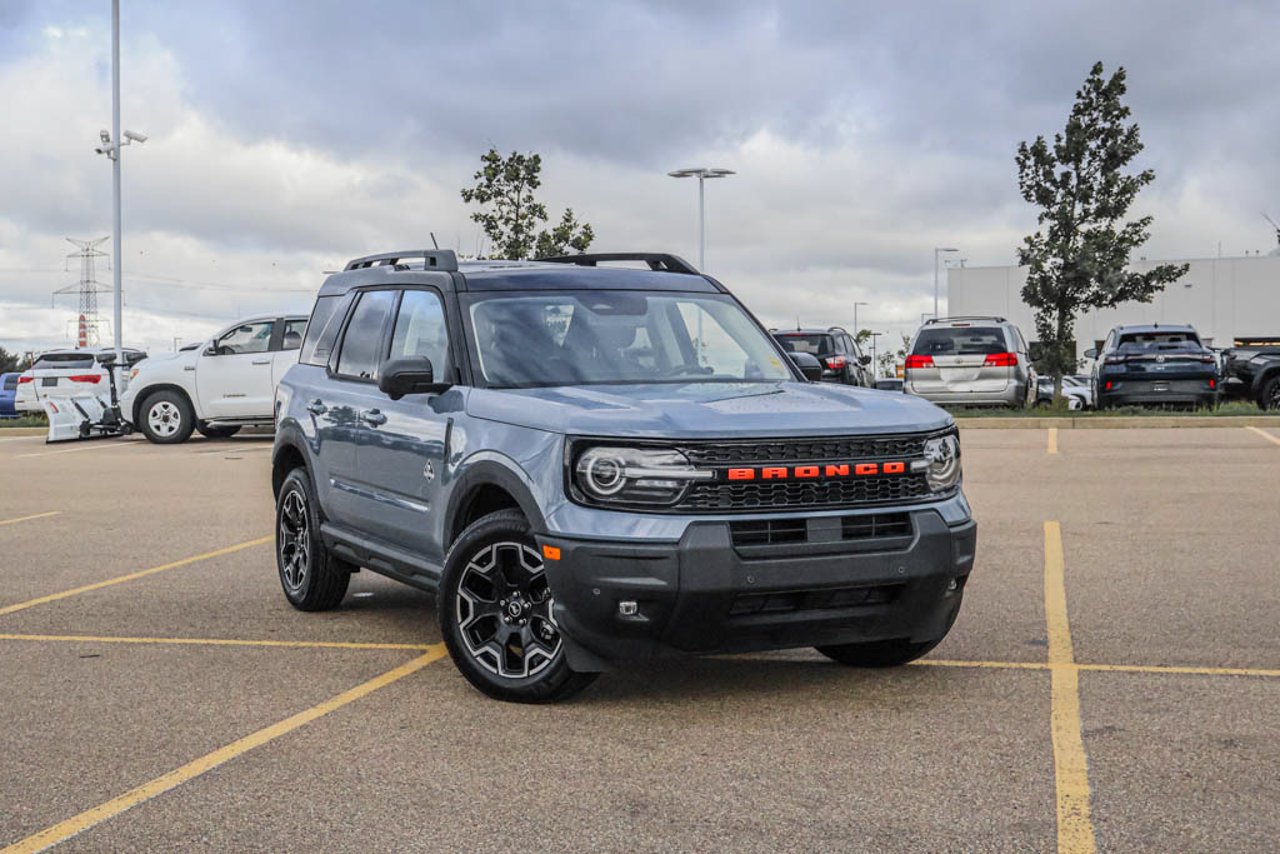 2025 Ford Bronco Sport Outer Banks 4x4 Azure Gray Metallic Sherwood Park - photo #1
