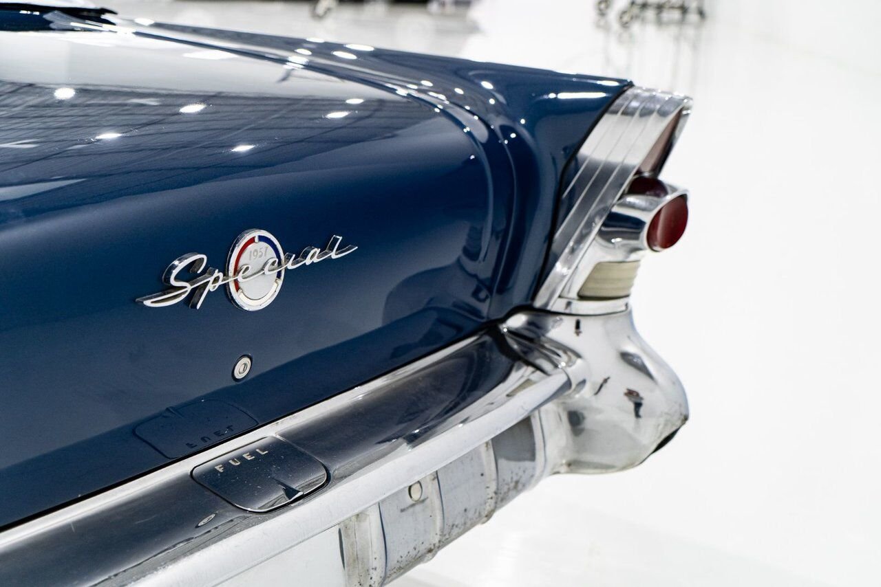 Buick Special 364/300HP NailHead 1 of only 2,056 | PRICE IN USD 1957 Bleu Montréal - photo #32