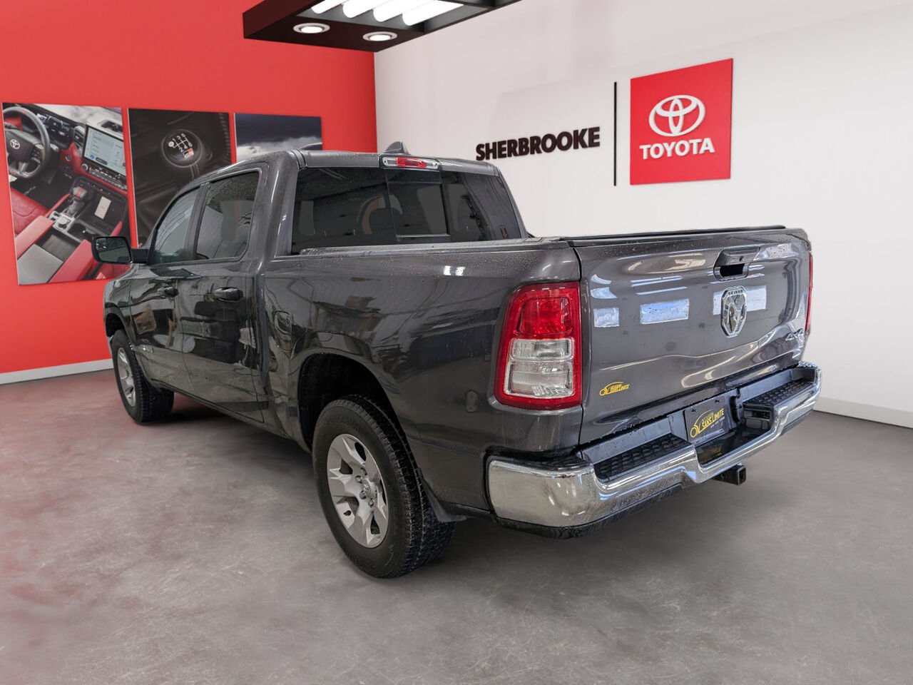 Ram 1500 Tradesman/AC/BLUETOOTH/CAMERA DE RECUL/PHARES AUTOMATIQUES 2020 Gris Sherbrooke - photo #5