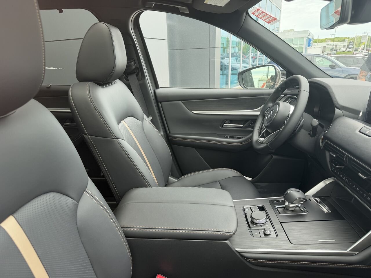 MAZDA CX-90 hybride rechargeable 2026 Noir de jais mica Ste-Marie - photo #3