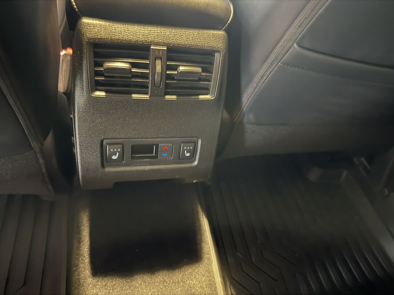 Mitsubishi Outlander GT S-AWC 2024 Noir Rouyn-Noranda - photo #8